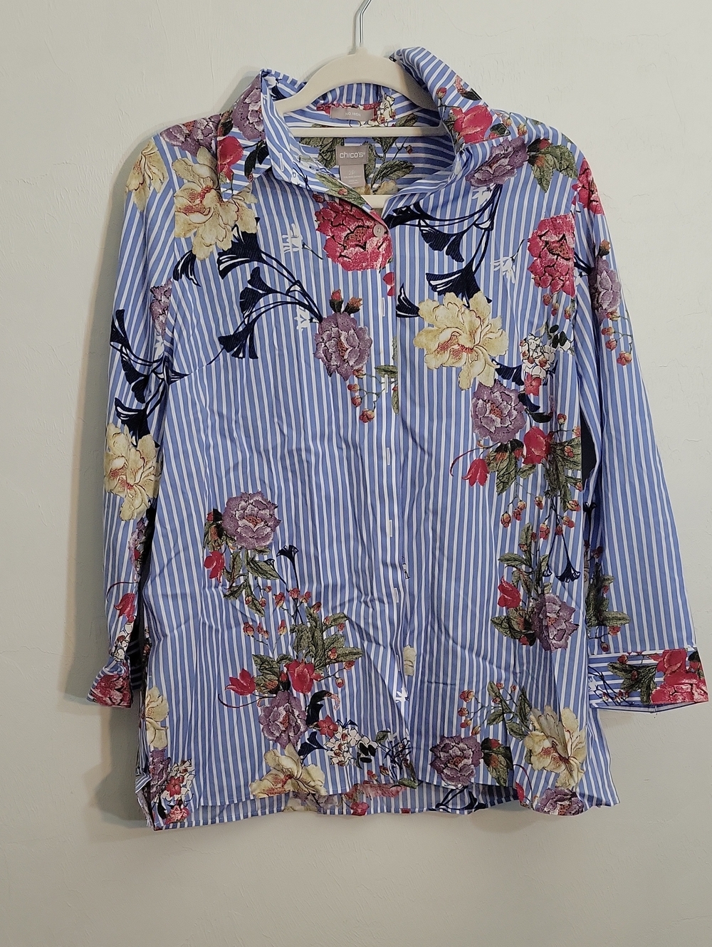Chico's Light Blue Striped Floral Button-Front Shirt